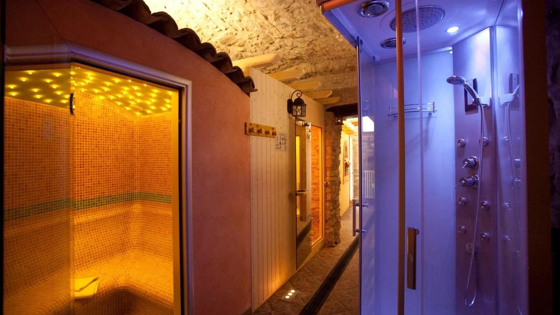 Hotel Castello Tignale Italy