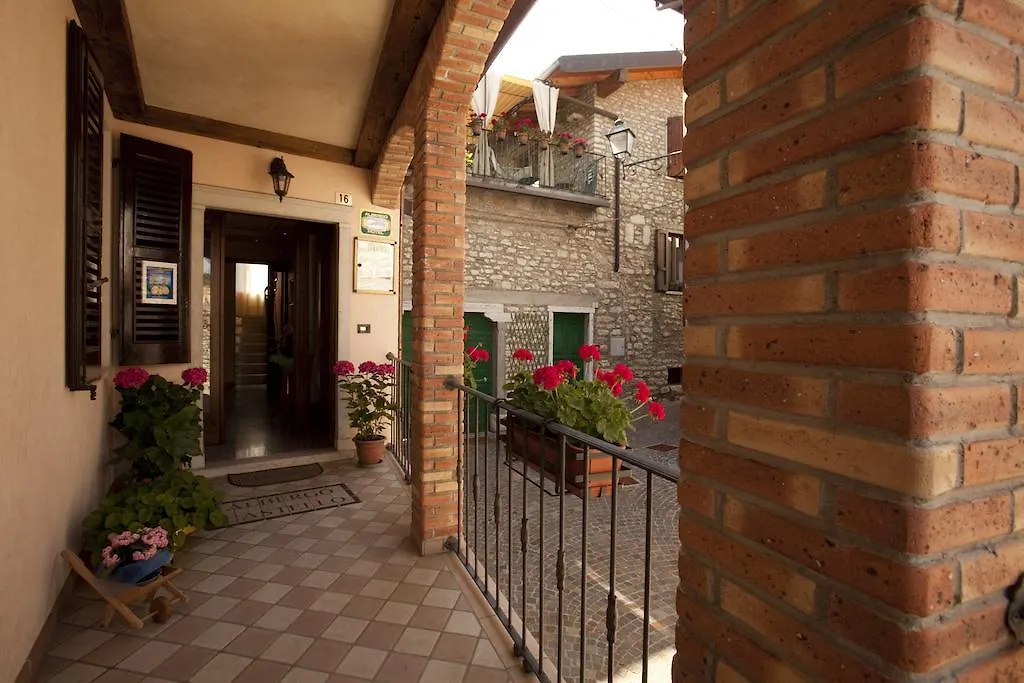 Hotel Castello Tignale 3*,  Italy