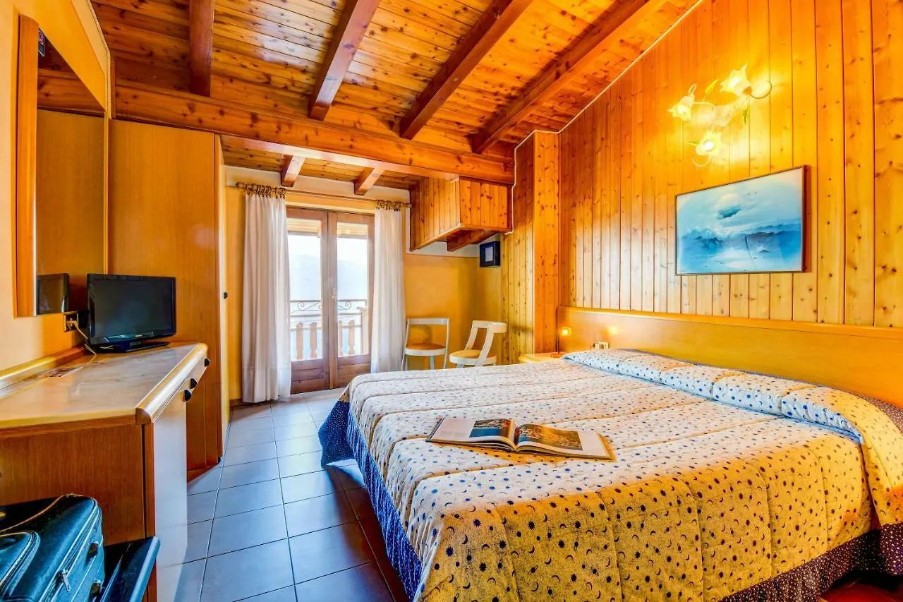 Hotel Castello Tignale
