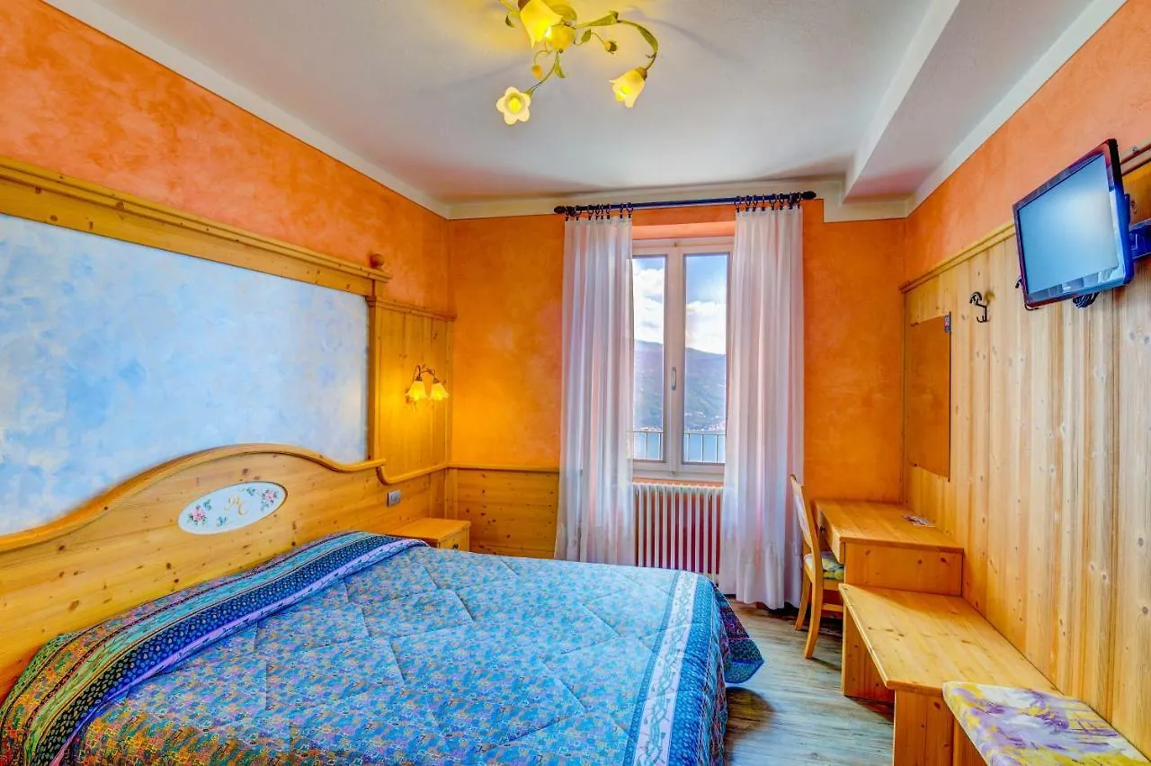 Hotel Castello Tignale
