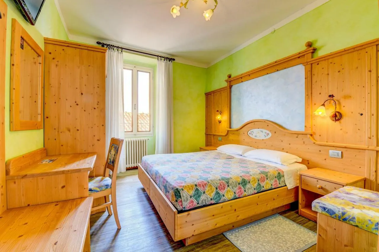 Hotel Castello Tignale